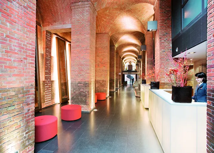 Hotel Moevenpick City, Historischer Wasserturm Im Schanzenpark Hamburg