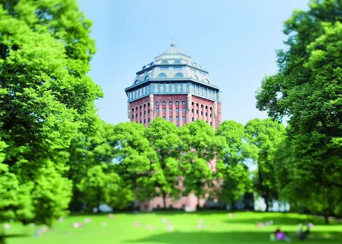 Mövenpick Hotel