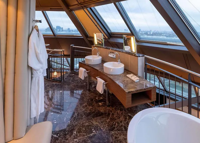 Hotel Moevenpick City, Historischer Wasserturm Im Schanzenpark Hamburg