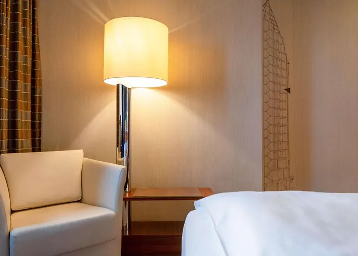 Moevenpick City, Historischer Wasserturm Im Schanzenpark 4*