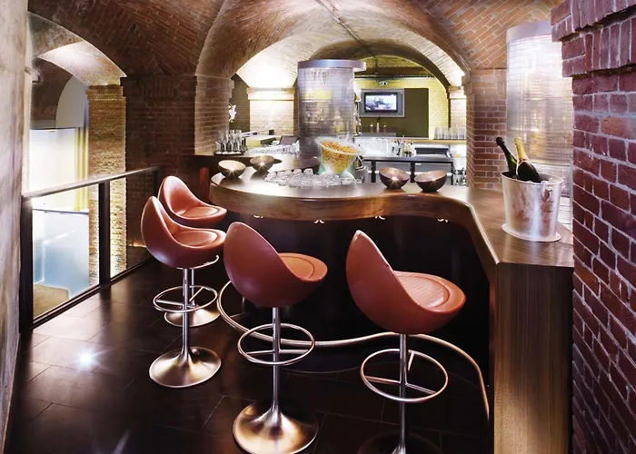 Moevenpick City, Historischer Wasserturm Im Schanzenpark Hotel 4*